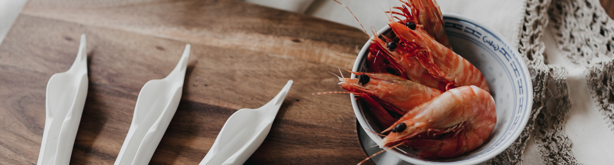 Prawn Peeler and Prawns Header Prawn Peeler and Prawns Header